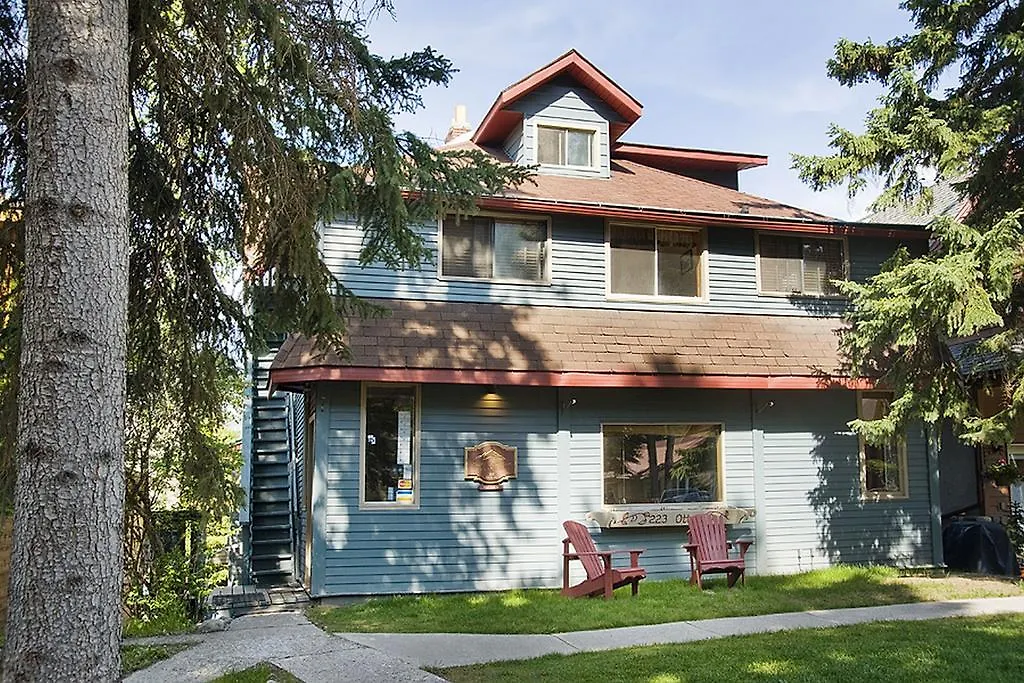 Rocky Mountain Bed And Breakfast Banff 3*,  Canada